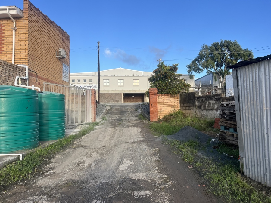 Commercial Property for Sale in Beacon Bay Eastern Cape